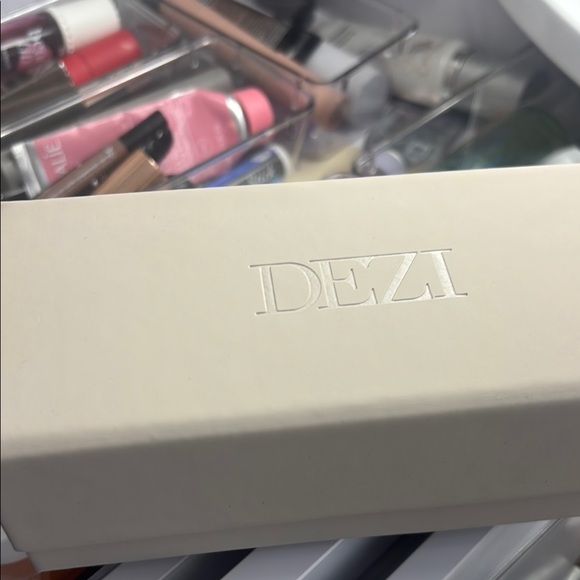 DEZI Blue and Gray Retro Cat-Eye Sunglasses main image 2